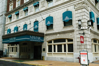 Wyndham Mayfair Сент-Луис Экстерьер фото